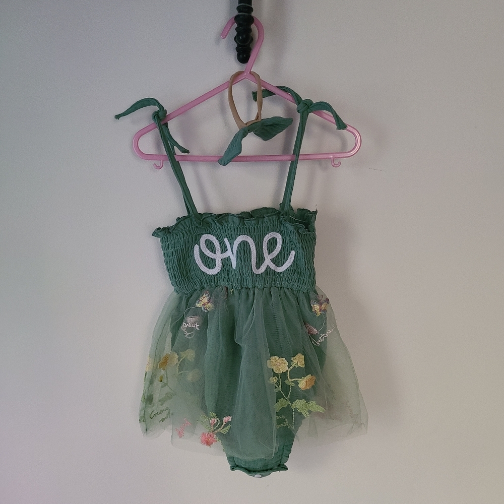 Baby girl "one" outfit